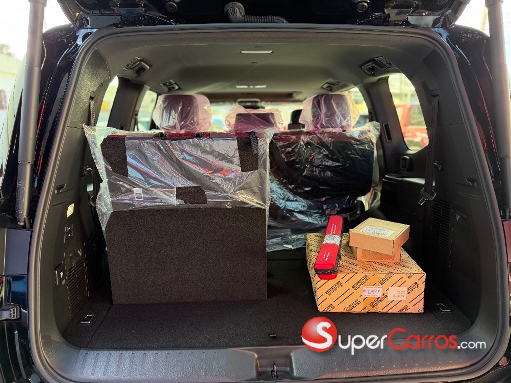 2027 Toyota Land Cruiser 70 ANIVERSARIO — foto 12 / 12