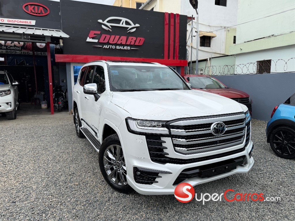 2027 Toyota Land Cruiser 70 ANIVERSARIO