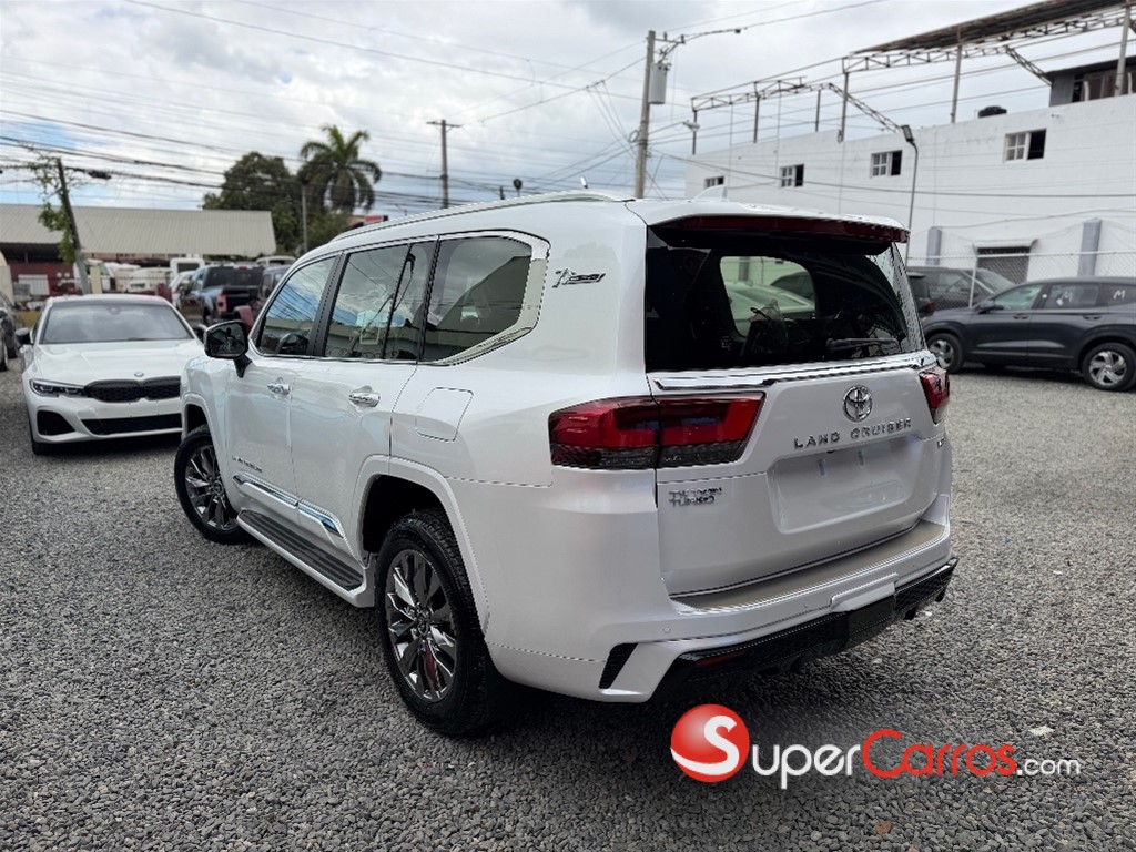 2027 Toyota Land Cruiser 70 ANIVERSARIO — foto 5 / 12