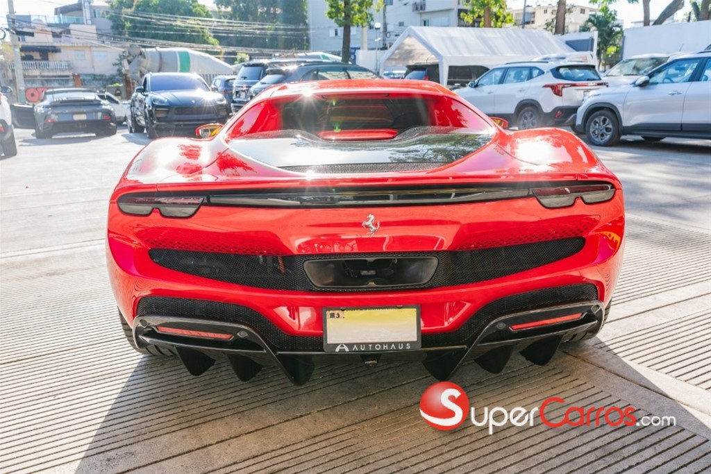 2023 Ferrari 296 GTB — foto 2 / 7