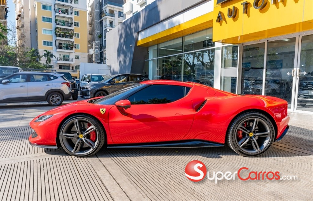 2023 Ferrari 296 GTB — foto 6 / 7