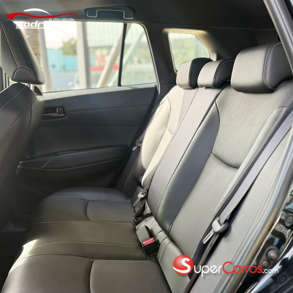 2025 Toyota Corolla Cross — foto 7 / 10