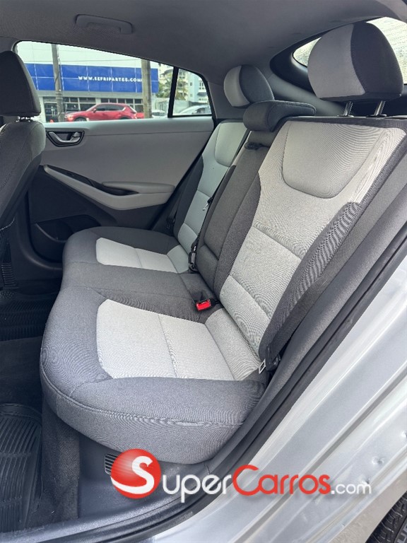 2020 Hyundai Ioniq — foto 6 / 10