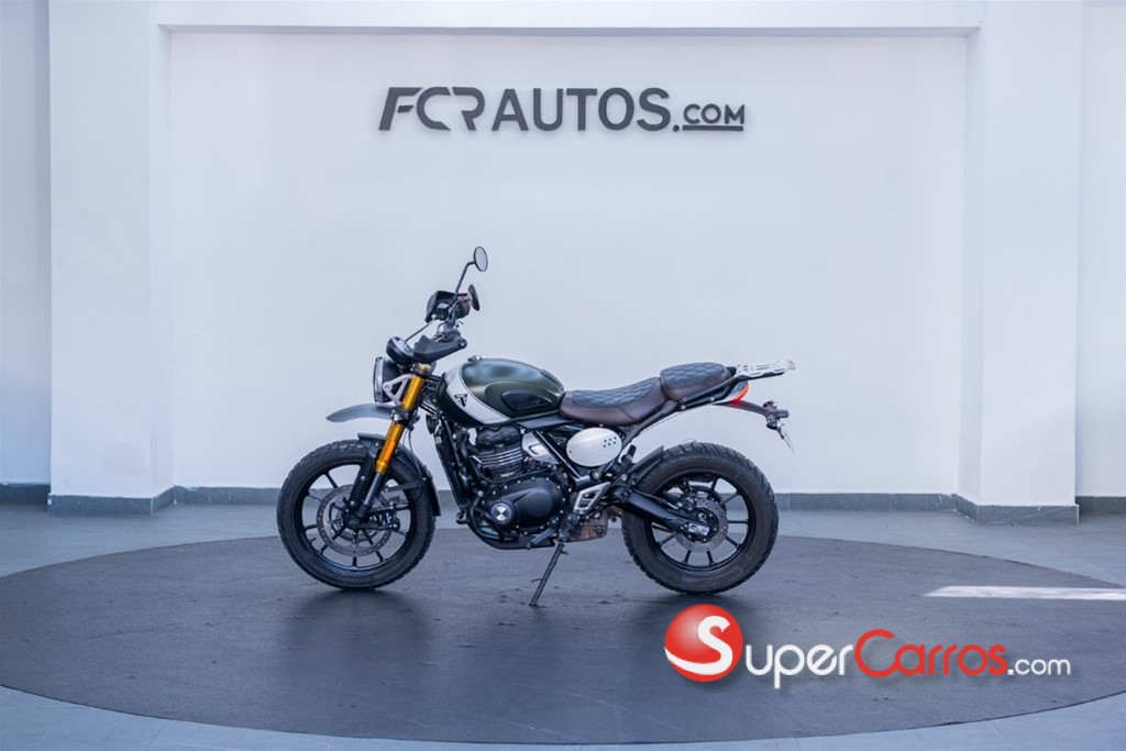 2024 Triumph Motorcycles — foto 2 / 12