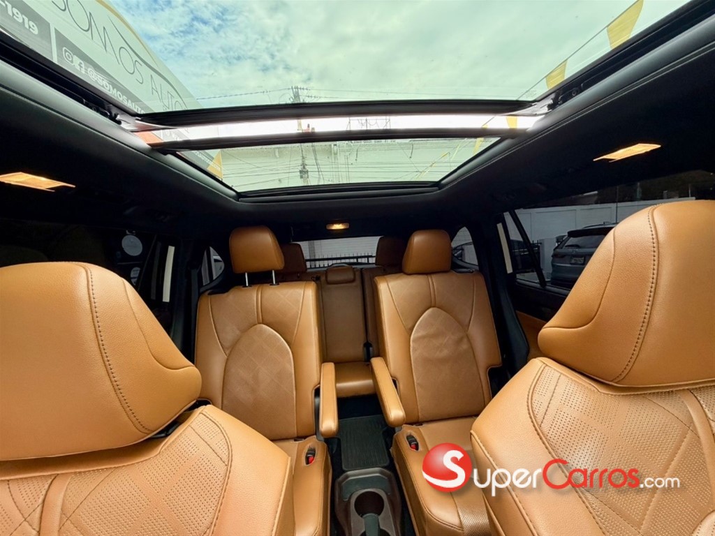 2022 Toyota Highlander Platinum — foto 6 / 11