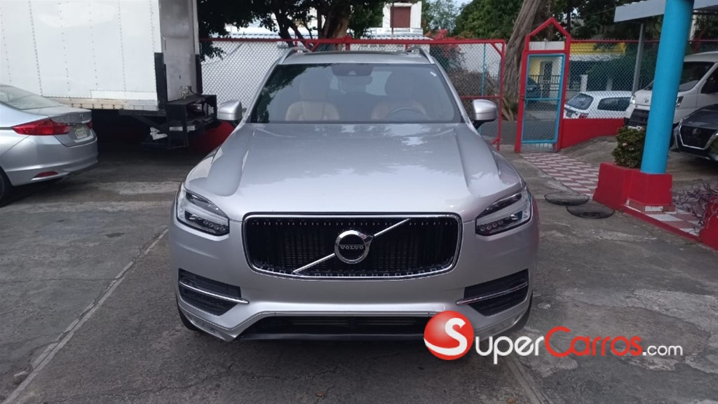 2019 Volvo XC90 Momentum T6 — foto 8 / 11