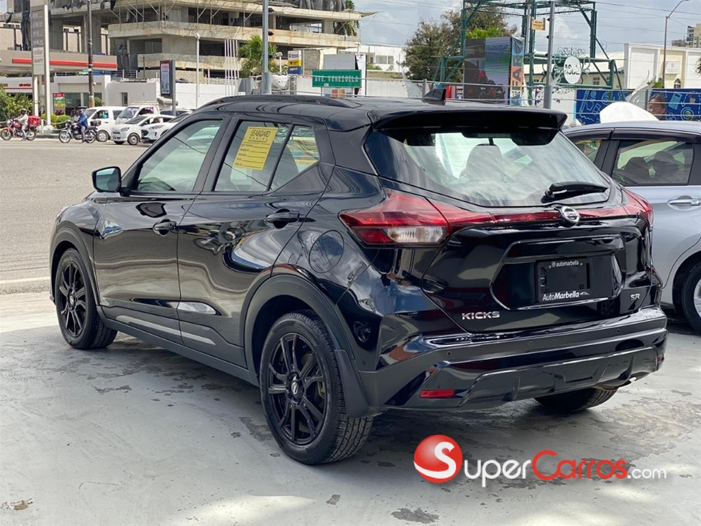 2021 Nissan Kicks SR — foto 3 / 7