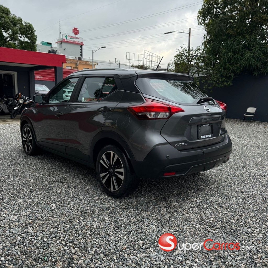 2020 Nissan Kicks SV — foto 4 / 12