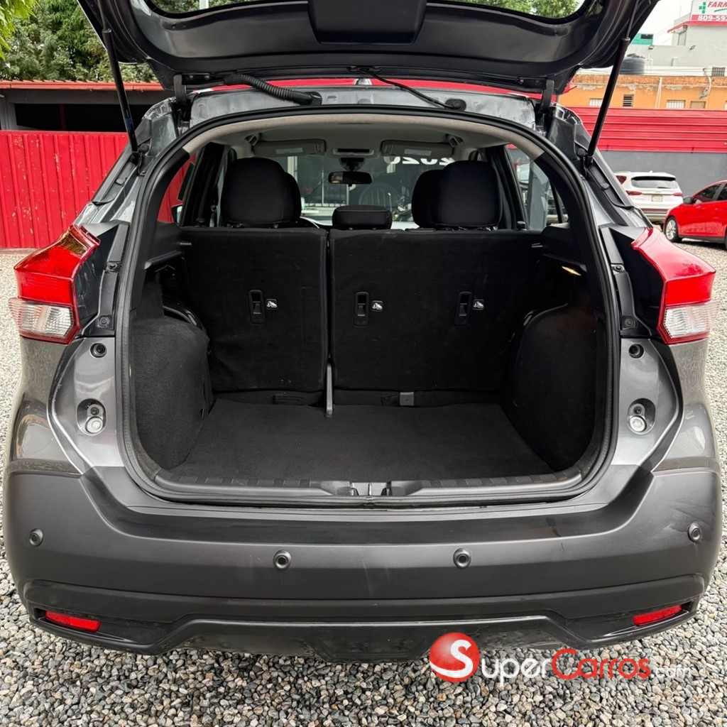 2020 Nissan Kicks SV — foto 12 / 12