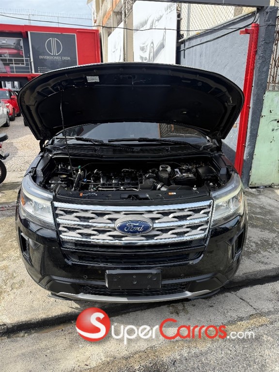2018 Ford Explorer XLT — foto 10 / 10