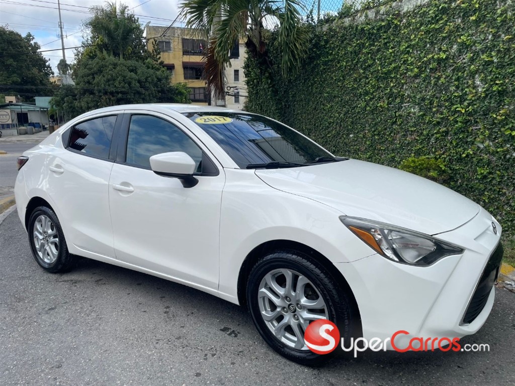 2017 Toyota Yaris iA
