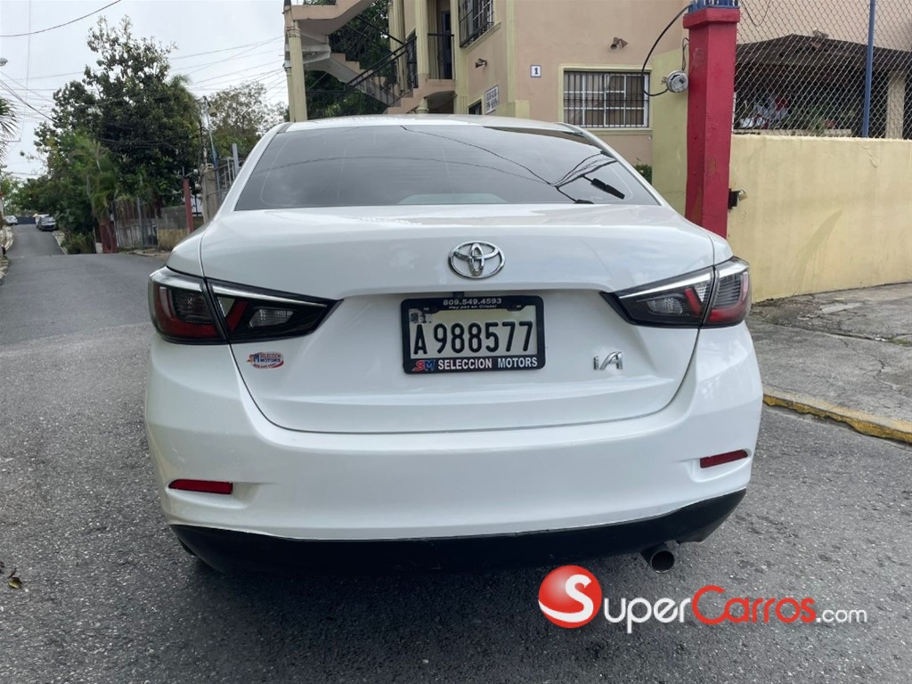 2017 Toyota Yaris iA — foto 5 / 10