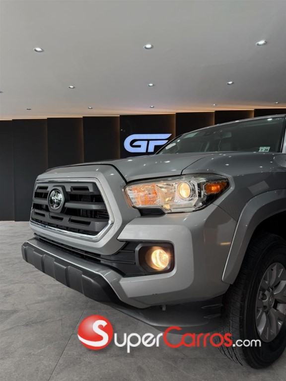 2019 Toyota Tacoma SR5 — foto 4 / 10
