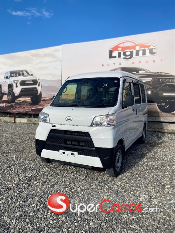 2020 Daihatsu Hijet — foto 3 / 12