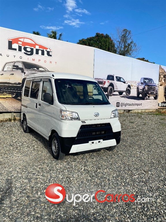2020 Daihatsu Hijet — foto 4 / 12