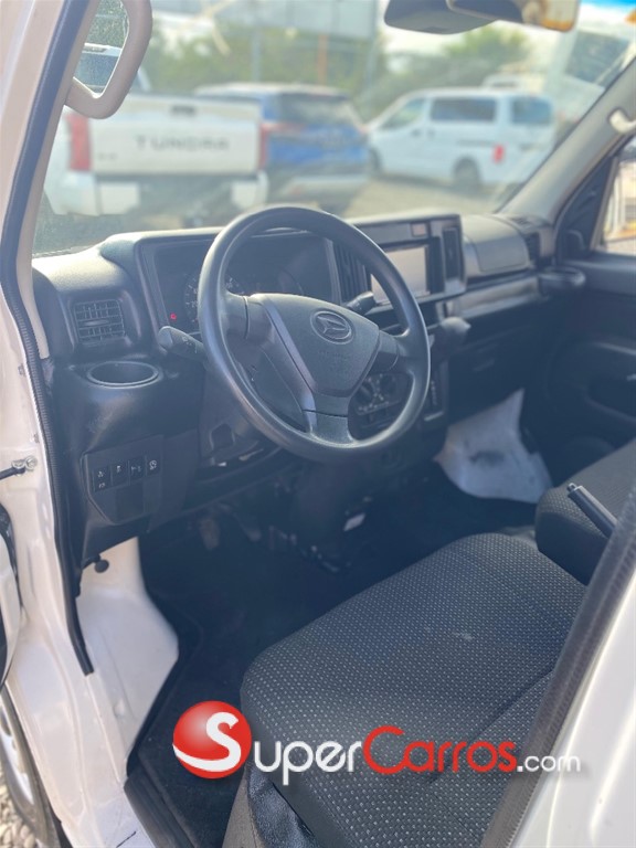 2020 Daihatsu Hijet — foto 6 / 12