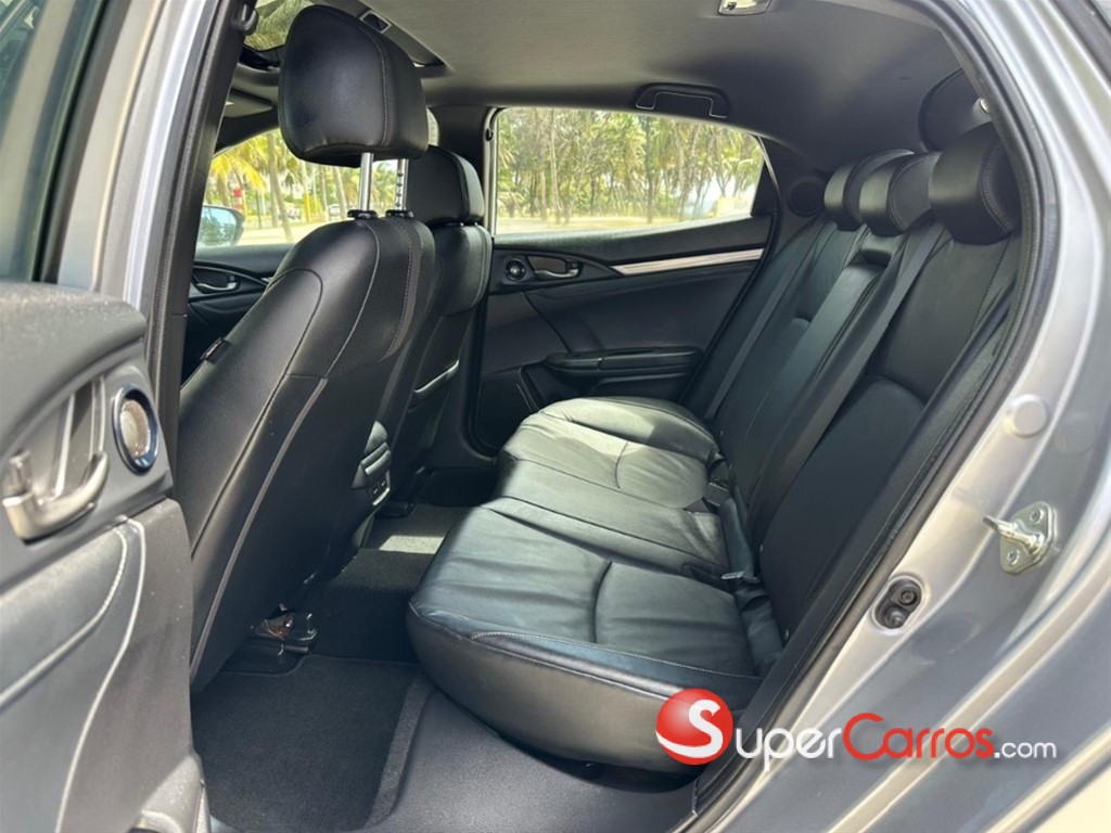 2020 Honda Civic Hatchback Sport Touring — foto 7 / 12
