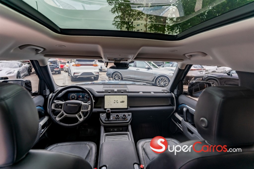 2023 Land Rover Defender 110 — foto 6 / 10
