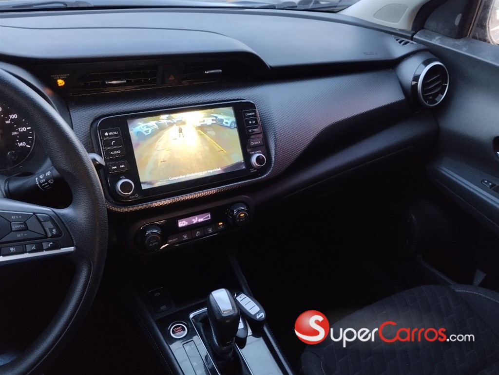 2021 Nissan Kicks SV — foto 9 / 10