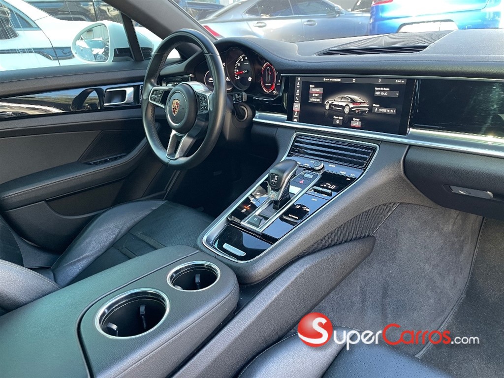 2018 Porsche Panamera — foto 8 / 12