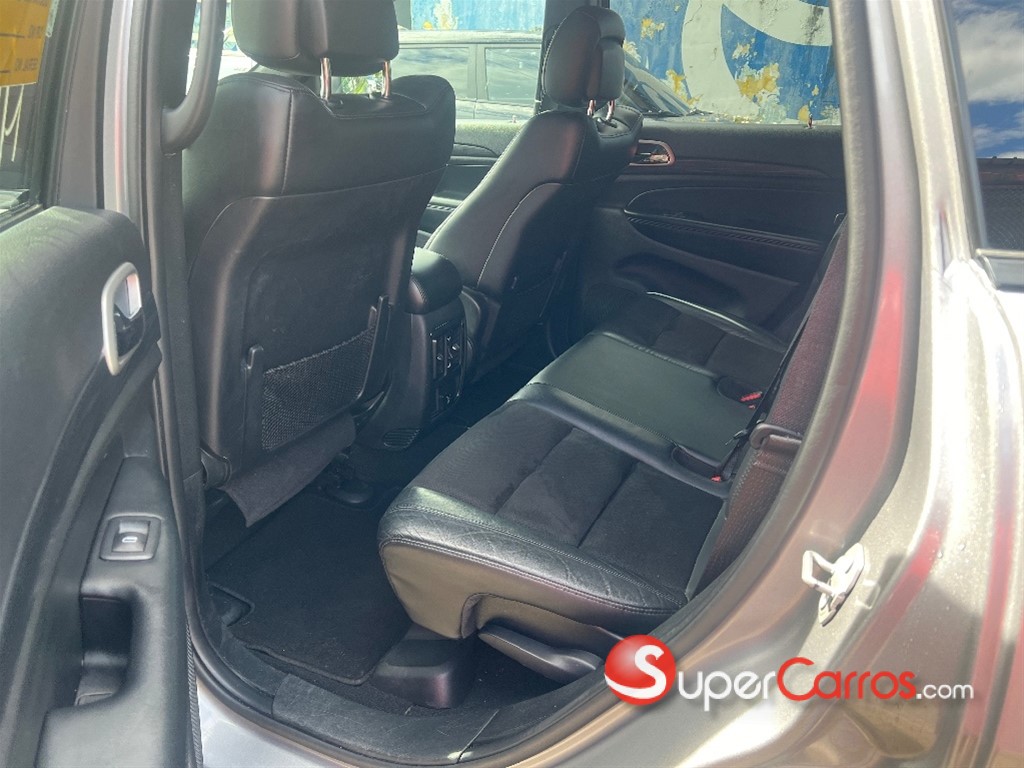 2020 Jeep Grand Cherokee Altitude — foto 5 / 12
