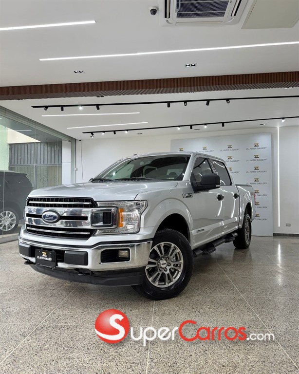 2018 Ford F 150 XLT Power Stroke — foto 5 / 12