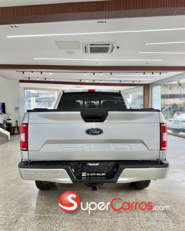 2018 Ford F 150 XLT Power Stroke — foto 7 / 12
