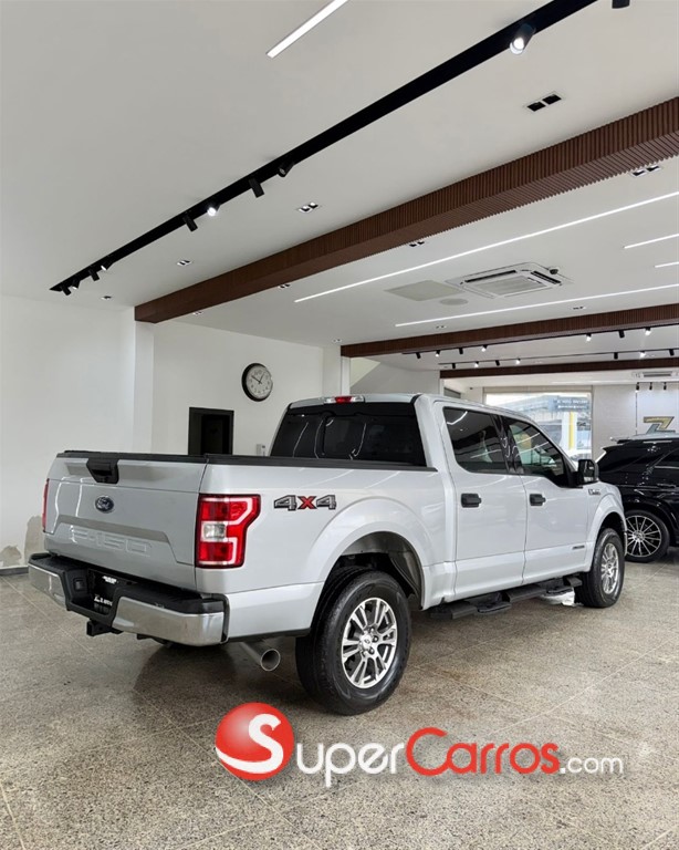 2018 Ford F 150 XLT Power Stroke — foto 11 / 12
