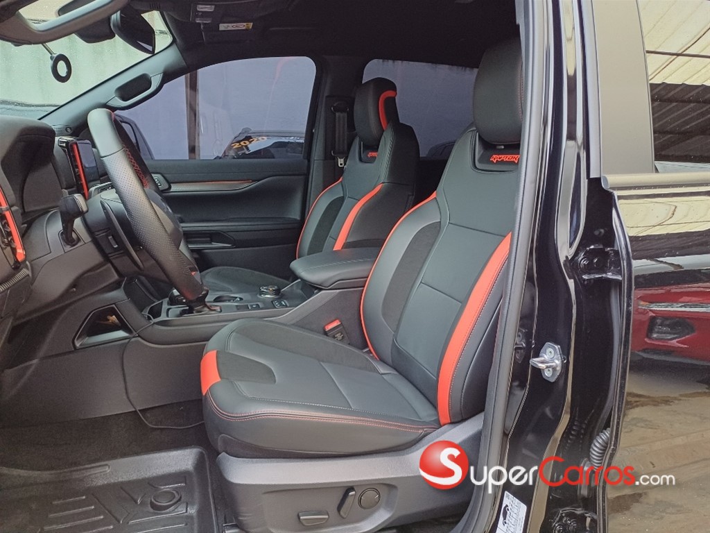 2025 Ford Ranger Raptor — foto 6 / 12