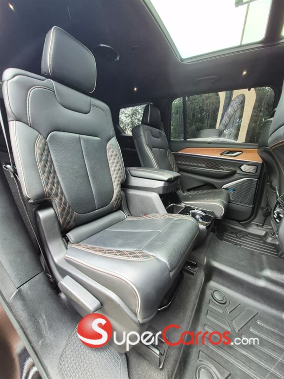 2021 Jeep Grand Cherokee L Summit Reserve — foto 10 / 12