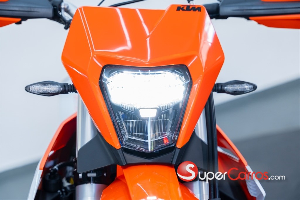 2026 KTM 690 — foto 2 / 12
