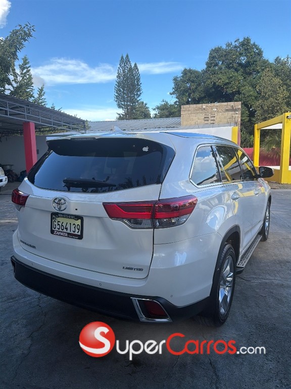 2017 Toyota Highlander Limited — foto 2 / 12