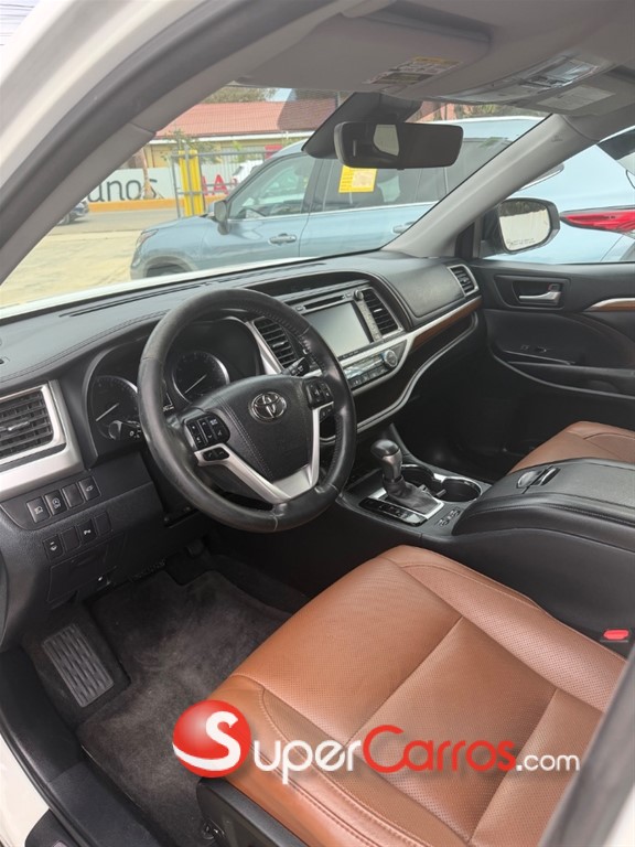 2017 Toyota Highlander Limited — foto 12 / 12