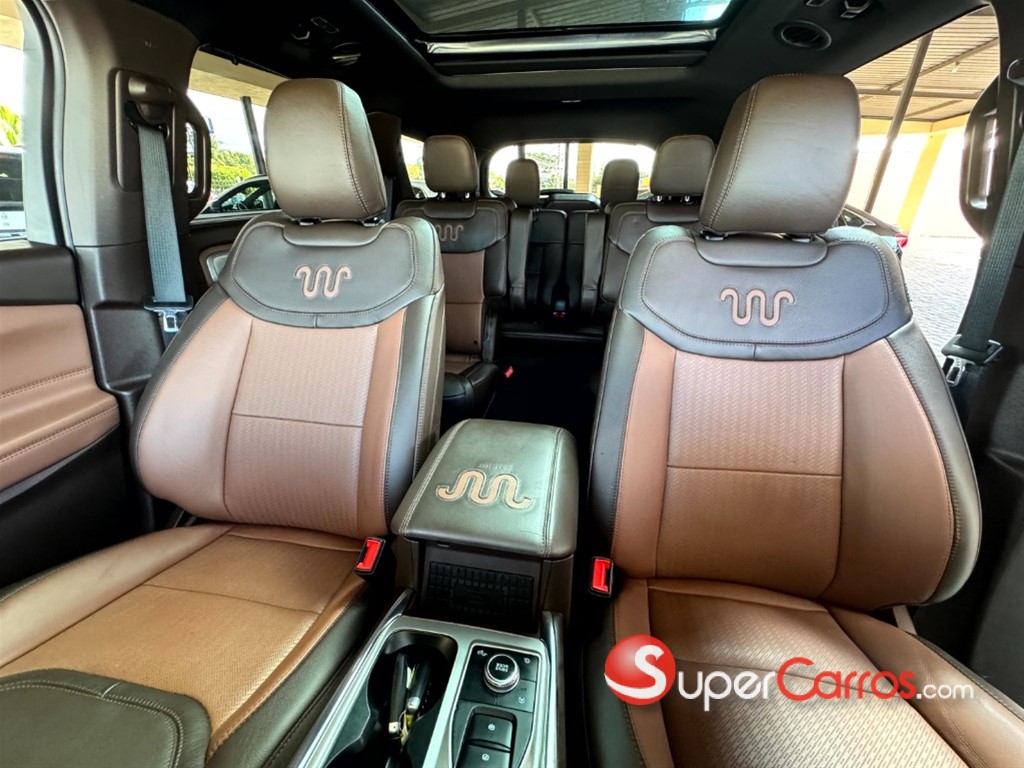 2022 Ford Explorer — foto 10 / 12