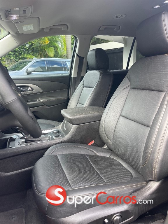 2018 Chevrolet Traverse LT — foto 2 / 10