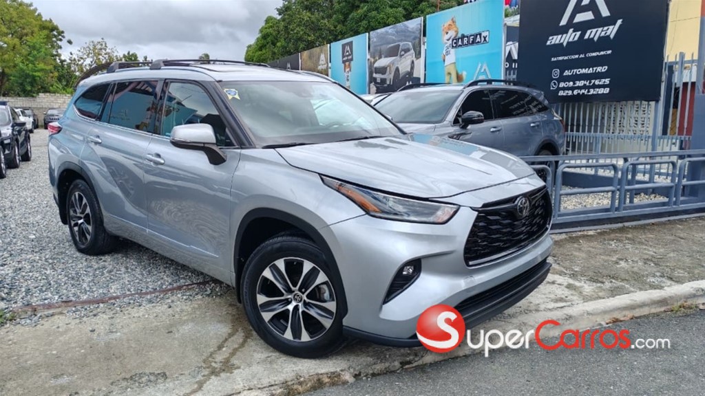 2021 Toyota Highlander XLE