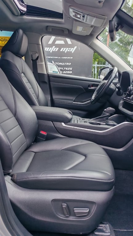 2021 Toyota Highlander XLE — foto 11 / 11