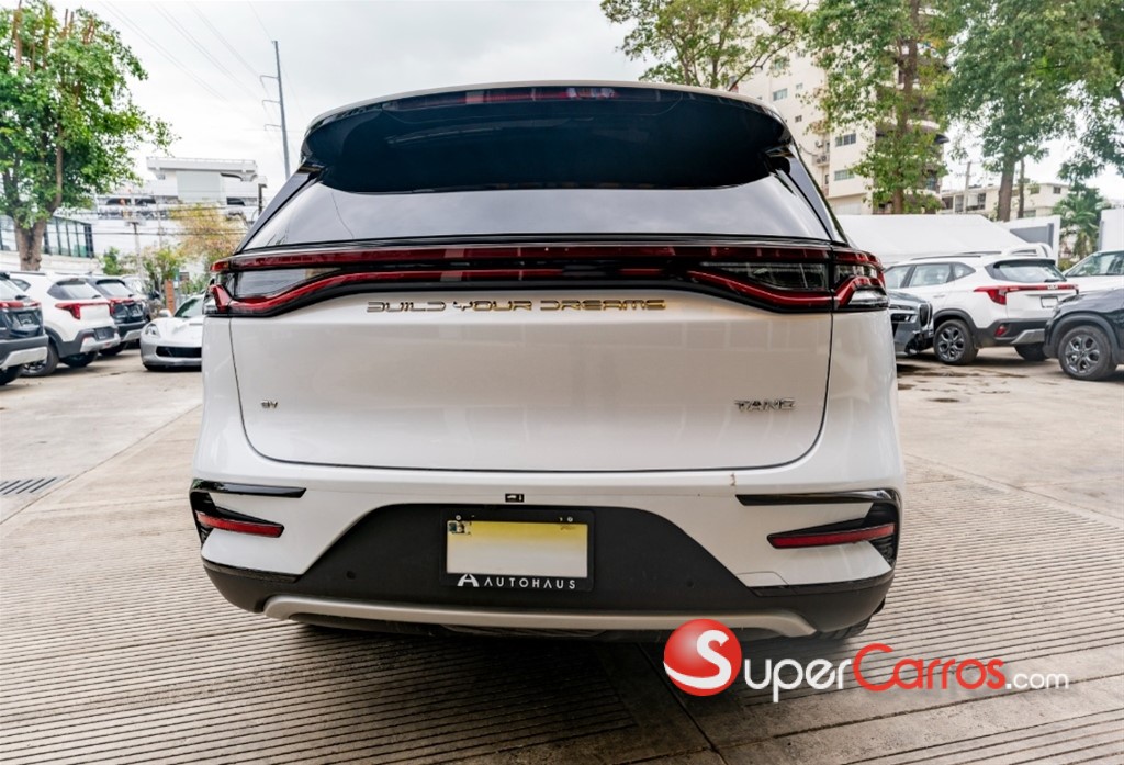 2024 BYD Tang — foto 3 / 9