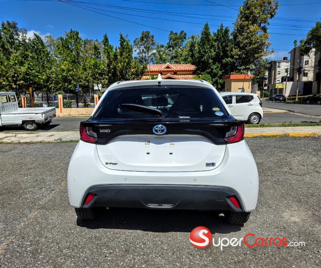 2021 Toyota Yaris — foto 9 / 11