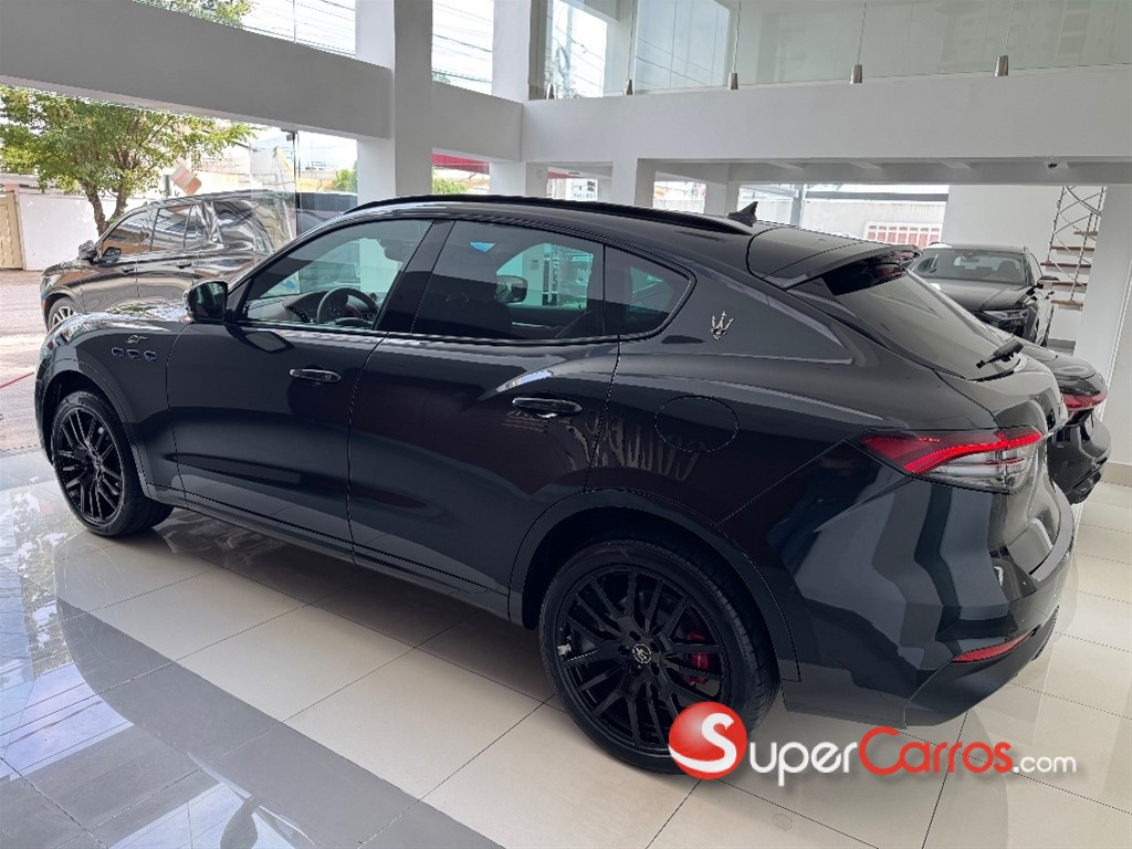 2022 Maserati Levante GT — foto 4 / 12
