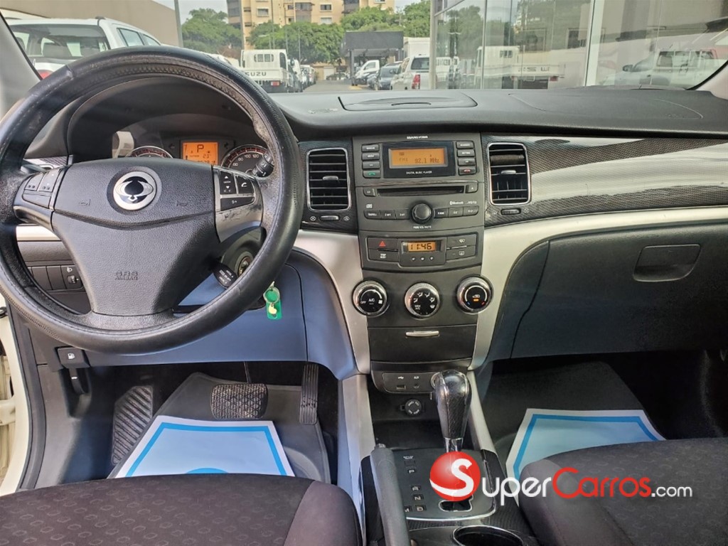 2013 SsangYong Korando — foto 5 / 12
