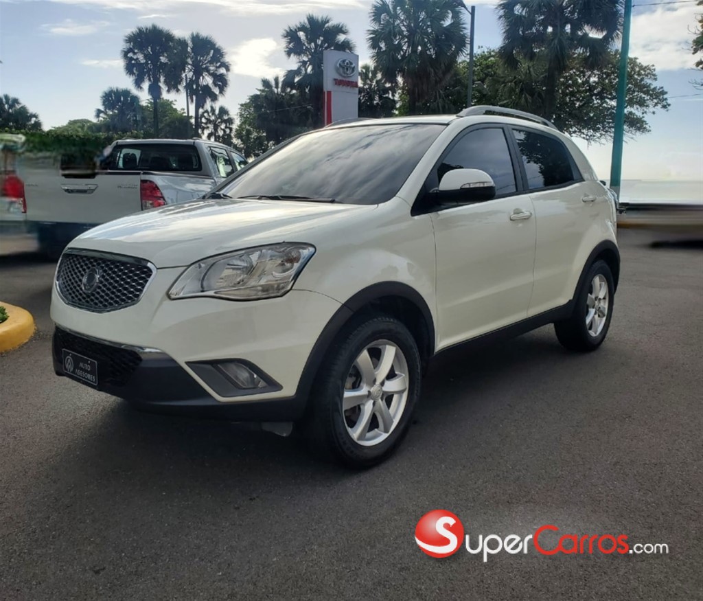 2013 SsangYong Korando — foto 6 / 12