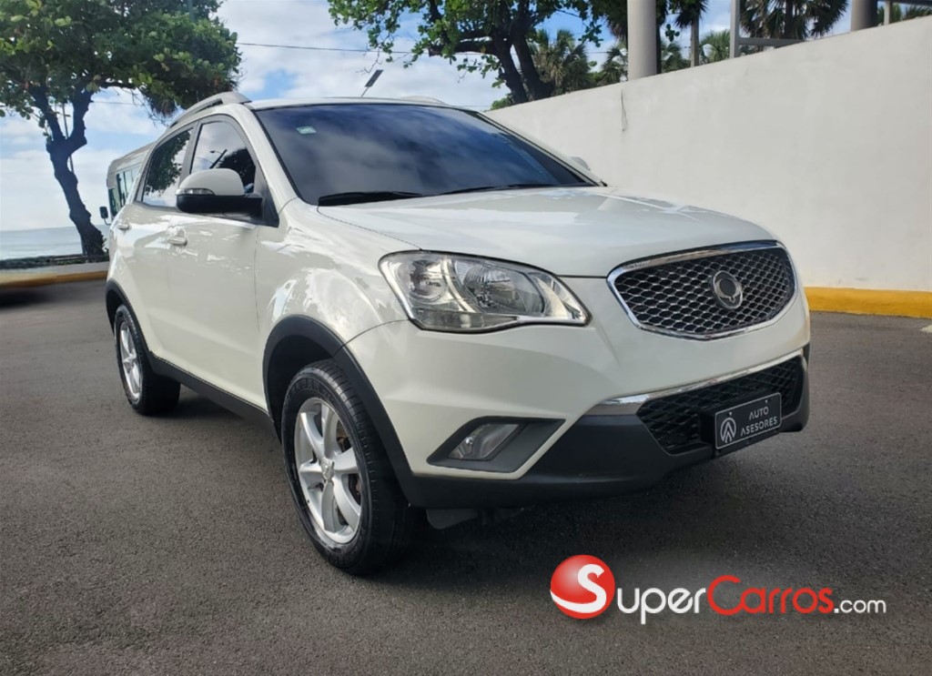 2013 SsangYong Korando — foto 7 / 12