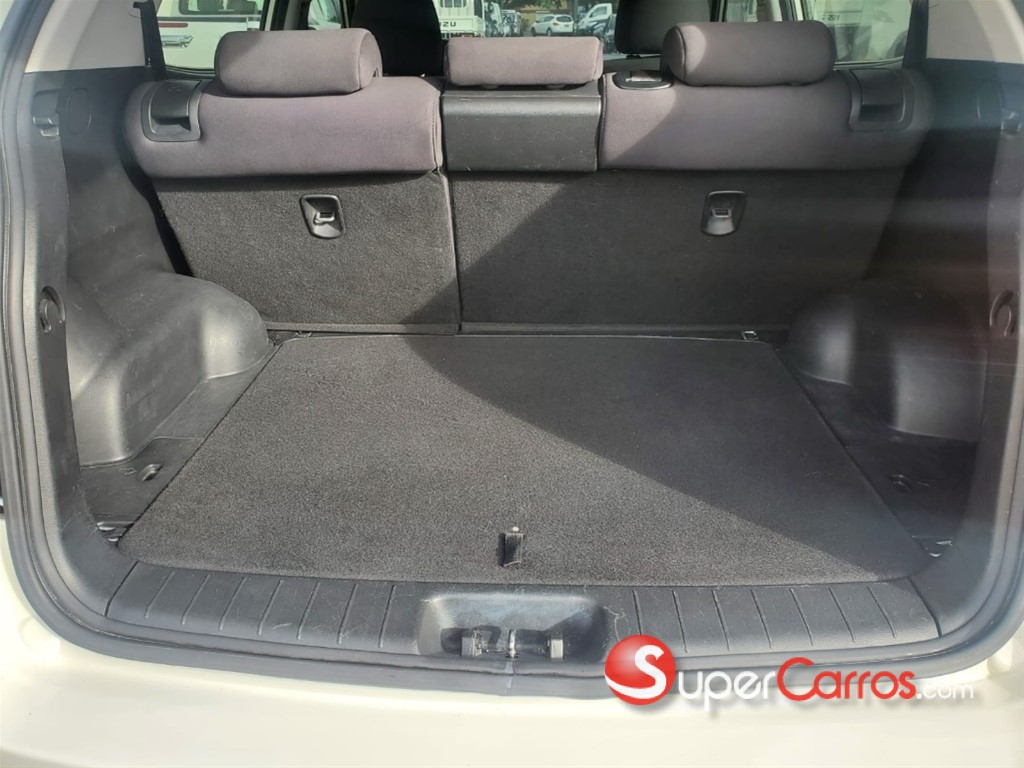 2013 SsangYong Korando — foto 11 / 12