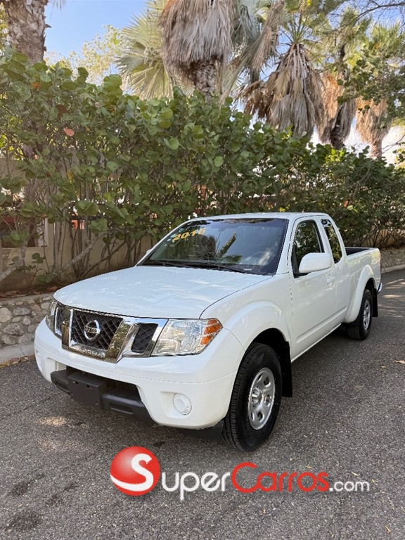 2016 Nissan Frontier LE