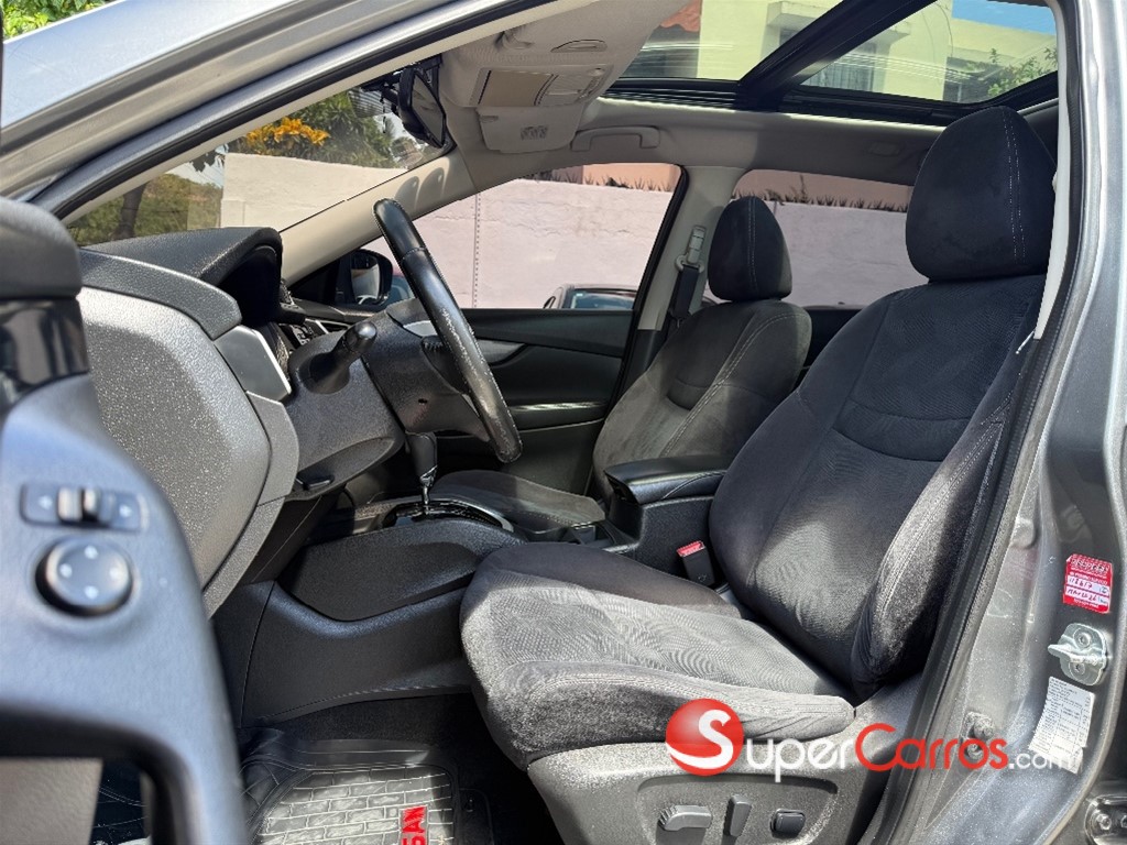 2016 Nissan X-Trail Exclusive — foto 7 / 12