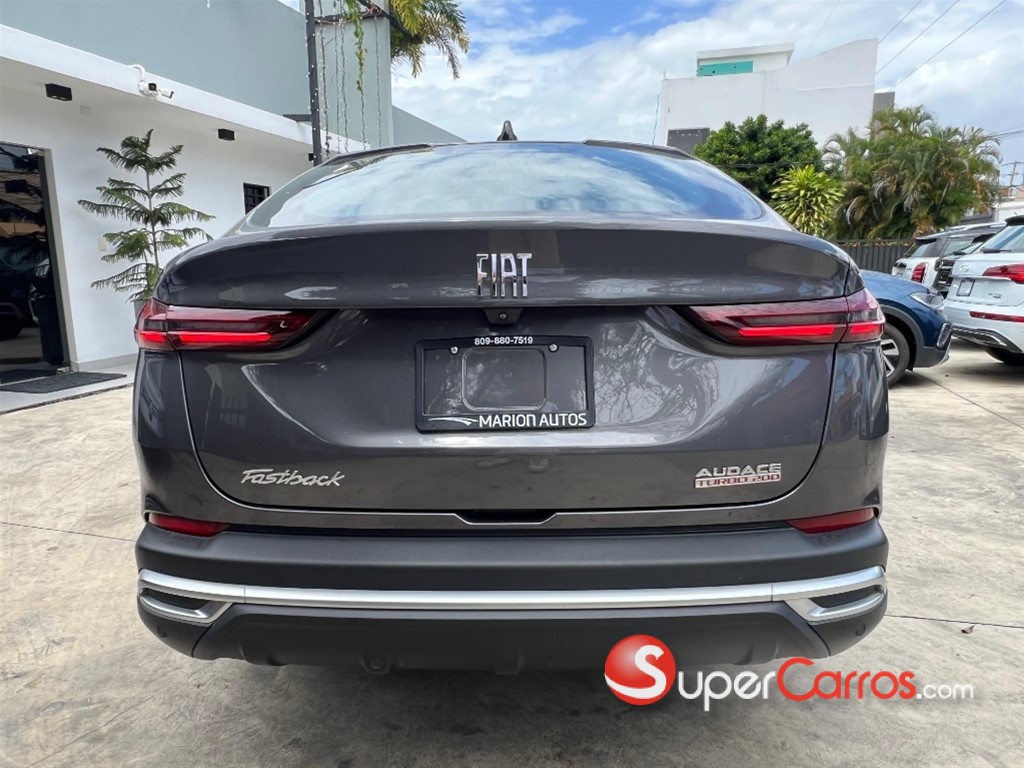 2025 Fiat Fastback Audace — foto 7 / 10