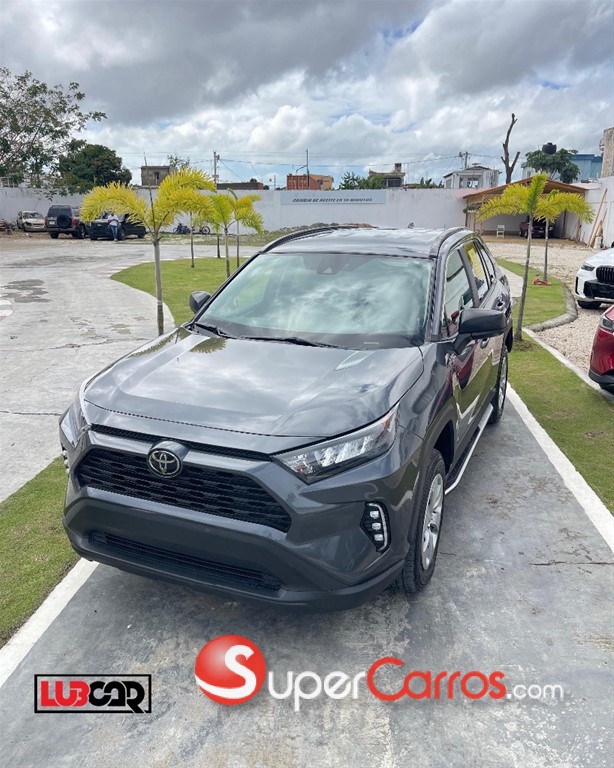 2020 Toyota RAV4 LE — foto 3 / 11