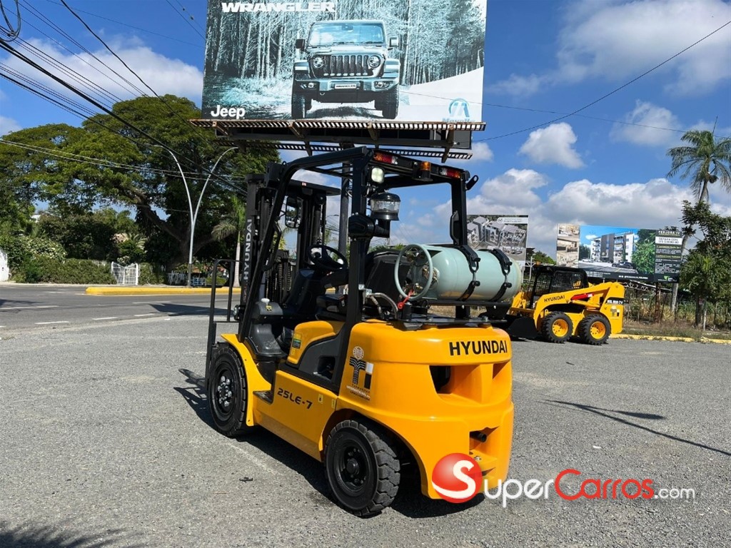 2025 Hyundai 35DE-7 — foto 9 / 11