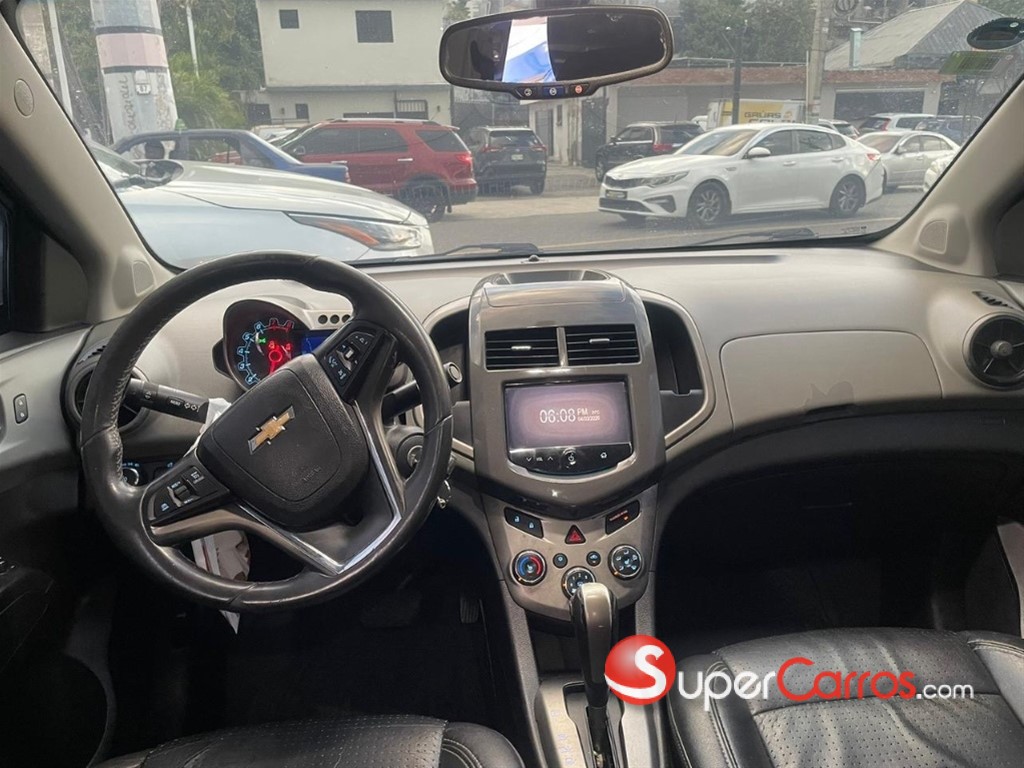 2015 Chevrolet Sonic LT — foto 9 / 9